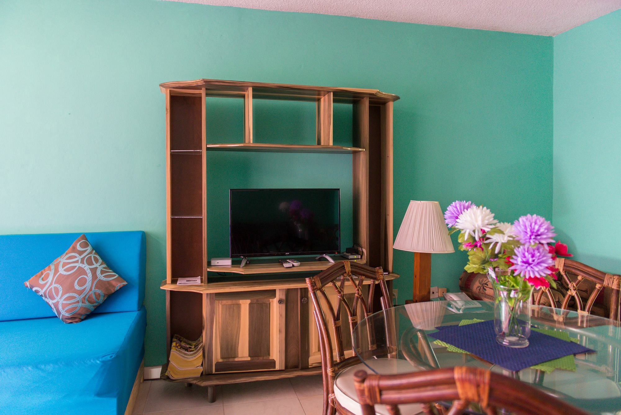 Montego Bay Club Apartments Exterior photo